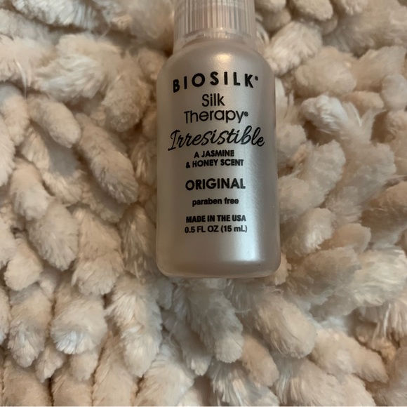 Biosilk silk therapy Irresistible A jasmine & honey scent travel size - Picture 2 of 5